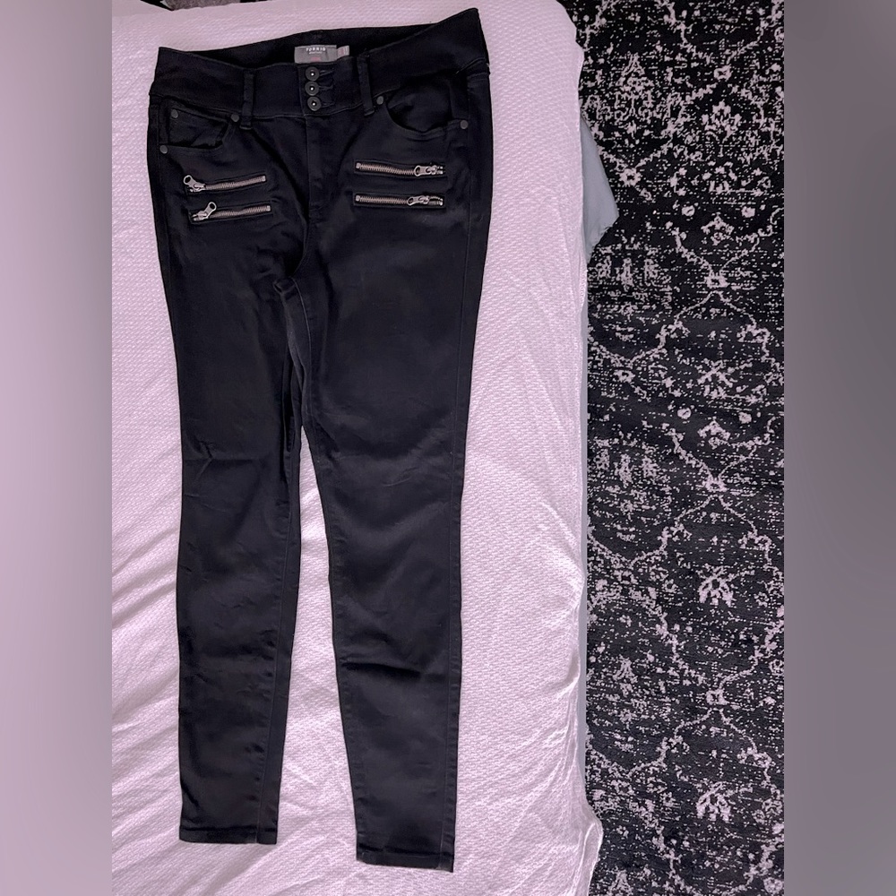 TORRID Zipper Jeggings 10R
